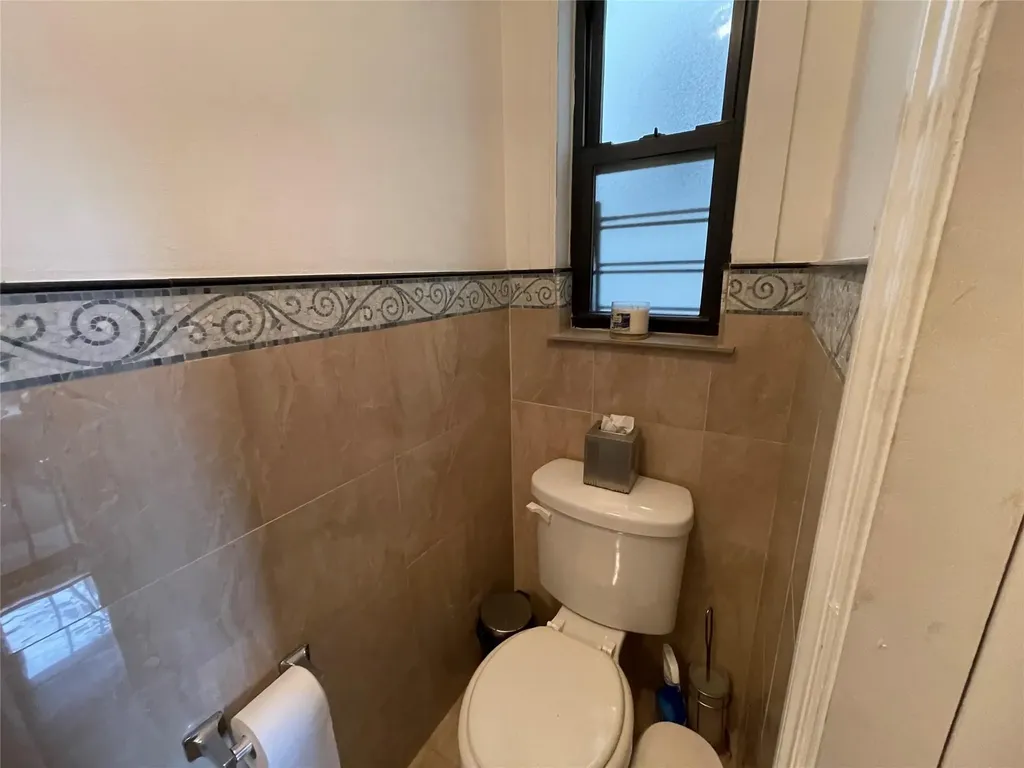 554 E 191st Street Bronx NY 10458