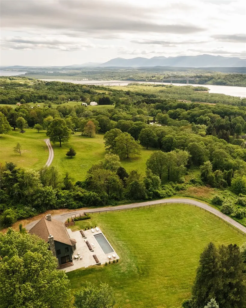 57 Frese Road Hudson NY 12534