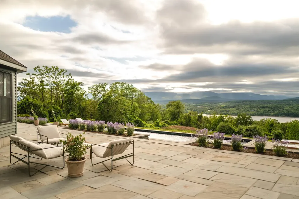 57 Frese Road Hudson NY 12534