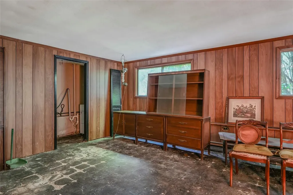 10 Moonedge Road Northport NY 11768