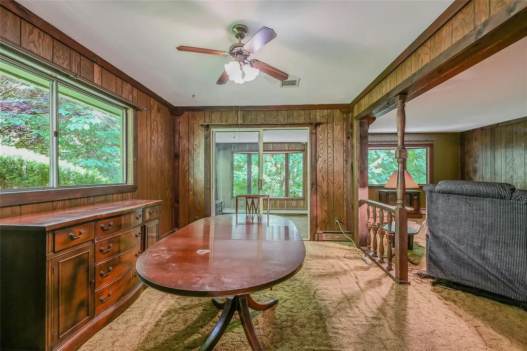 10 Moonedge Road Northport NY 11768