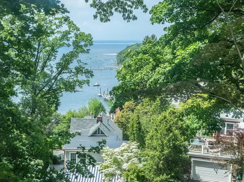 42 Central Avenue Sea Cliff NY 11579