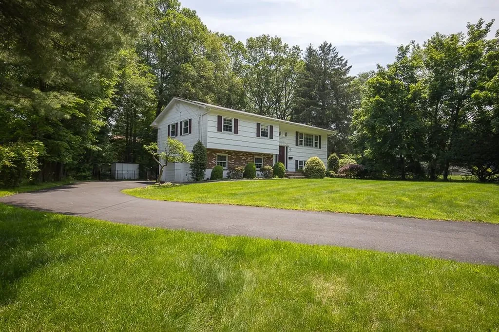 74 Eberling Drive New City NY 10956