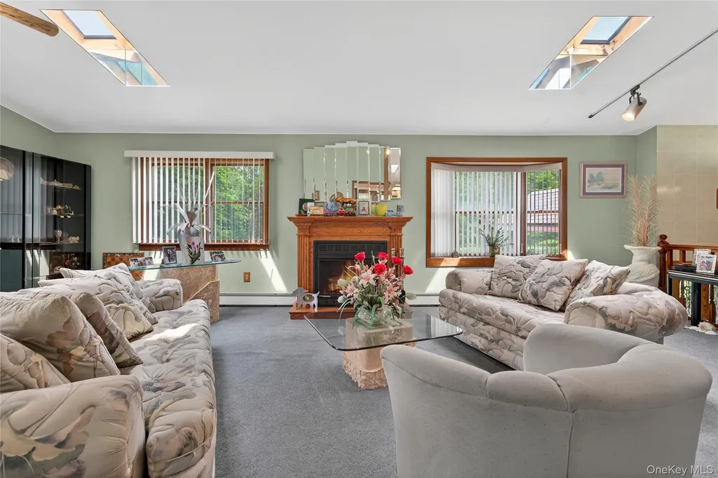83 Dosen Road Middletown NY 10940