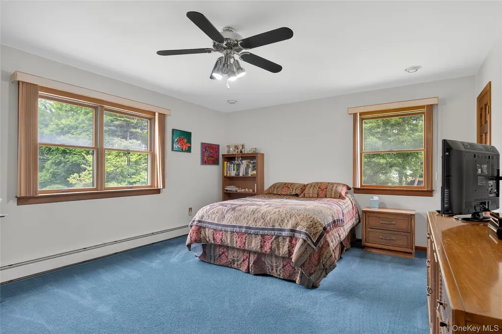 83 Dosen Road Middletown NY 10940