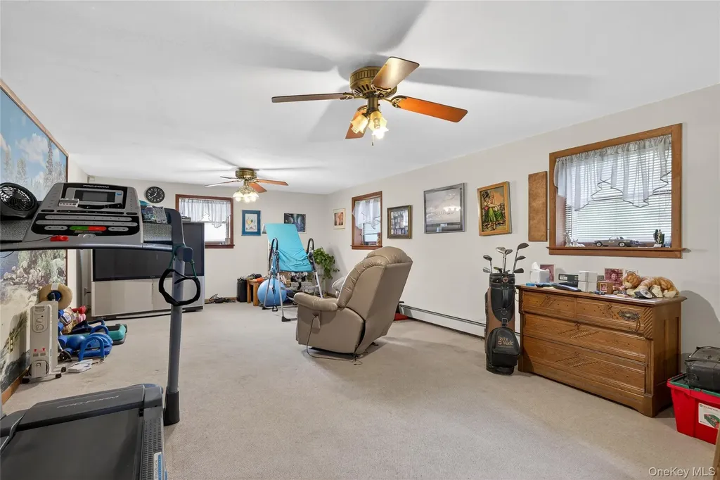 83 Dosen Road Middletown NY 10940