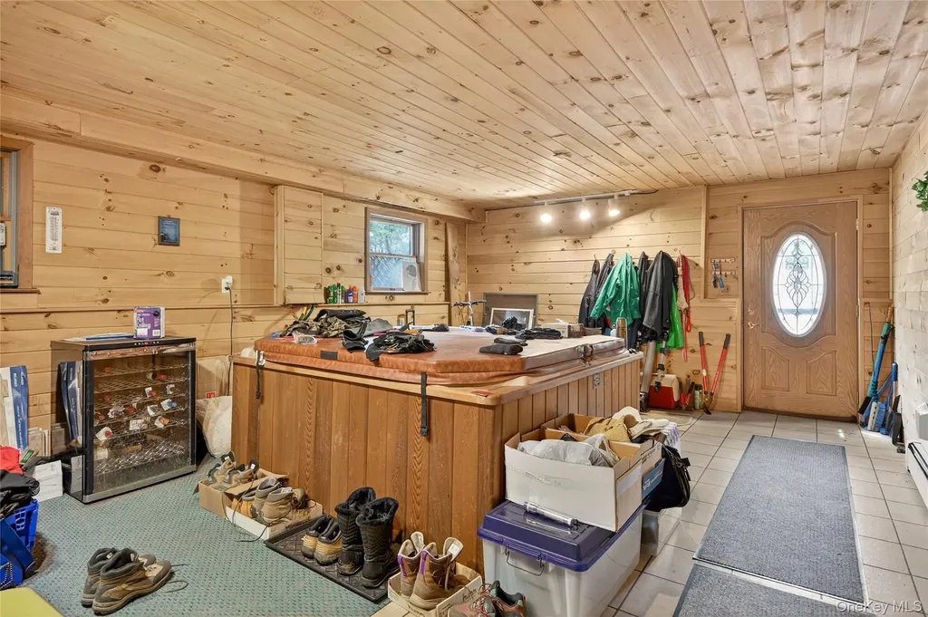 83 Dosen Road Middletown NY 10940