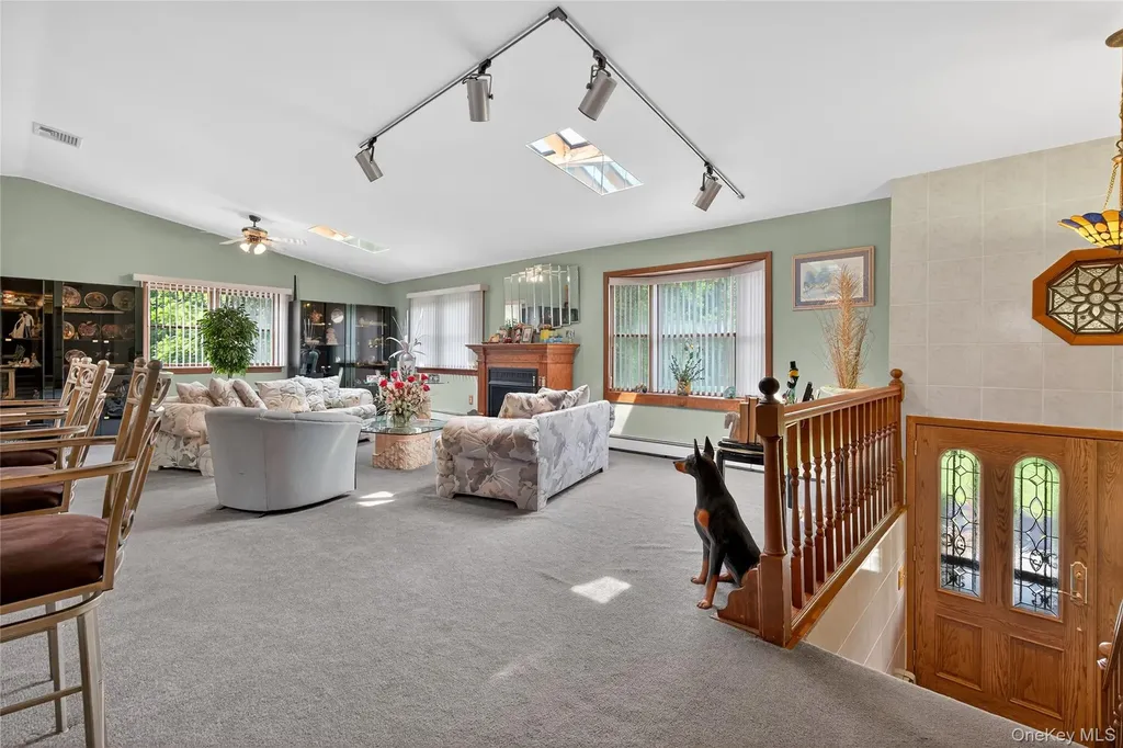 83 Dosen Road Middletown NY 10940