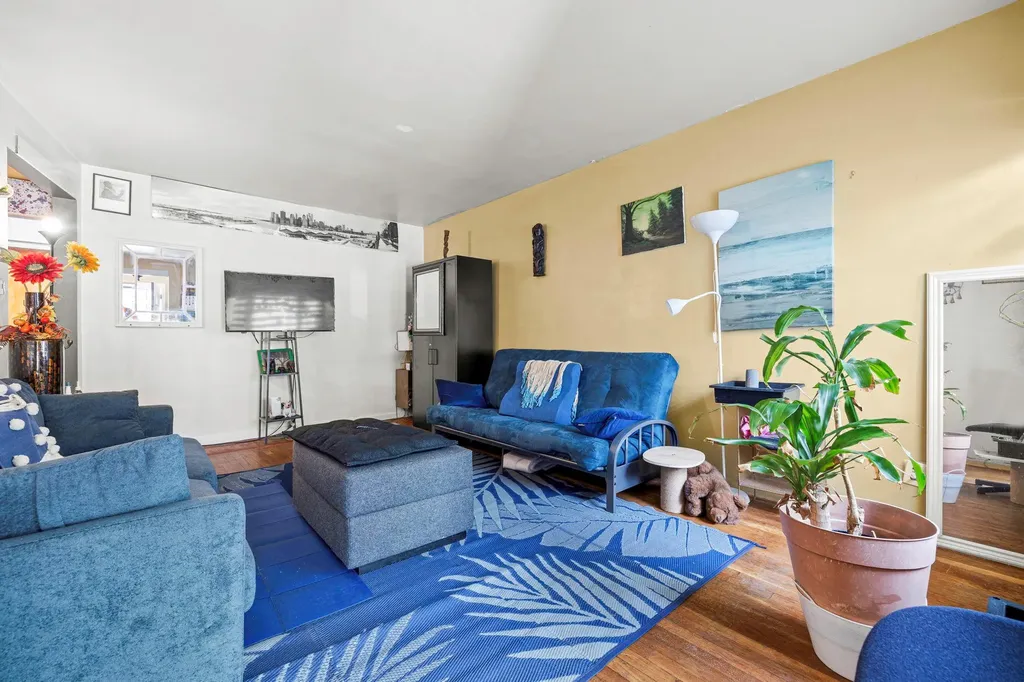 4331 Wilder Avenue Bronx NY 10466