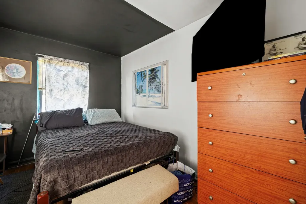4331 Wilder Avenue Bronx NY 10466