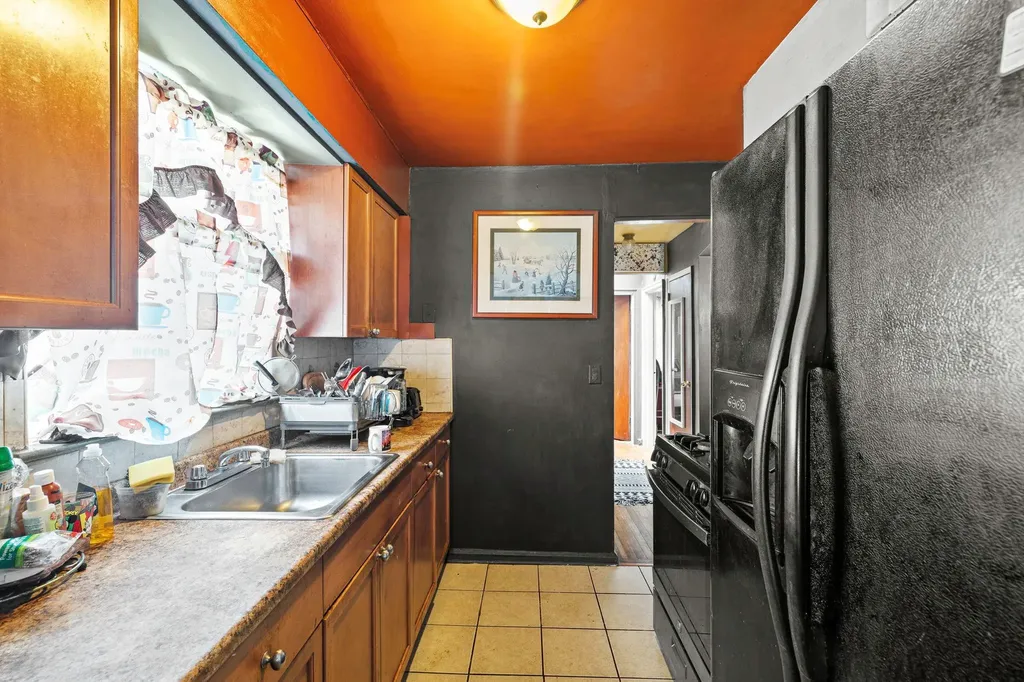 4331 Wilder Avenue Bronx NY 10466