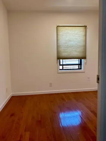 241-02 86th Road Bellerose NY 11426