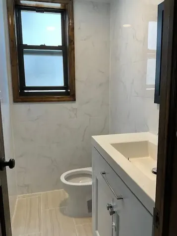 241-02 86th Road Bellerose NY 11426