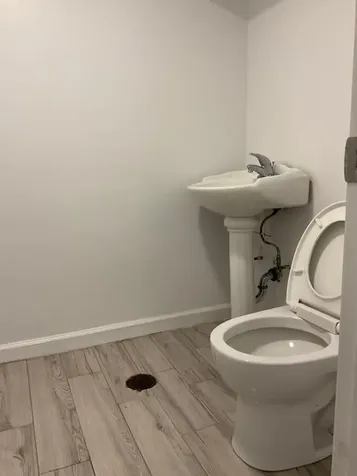 241-02 86th Road Bellerose NY 11426