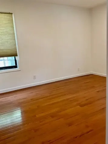 241-02 86th Road Bellerose NY 11426