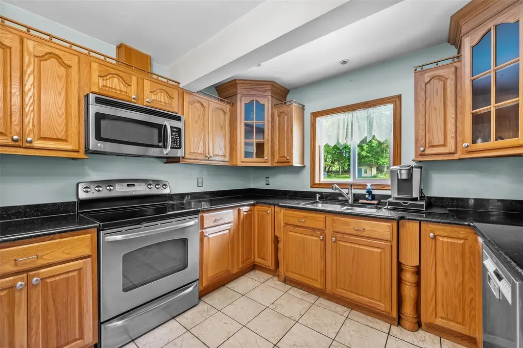 33 Mccall Place Newburgh NY 12550