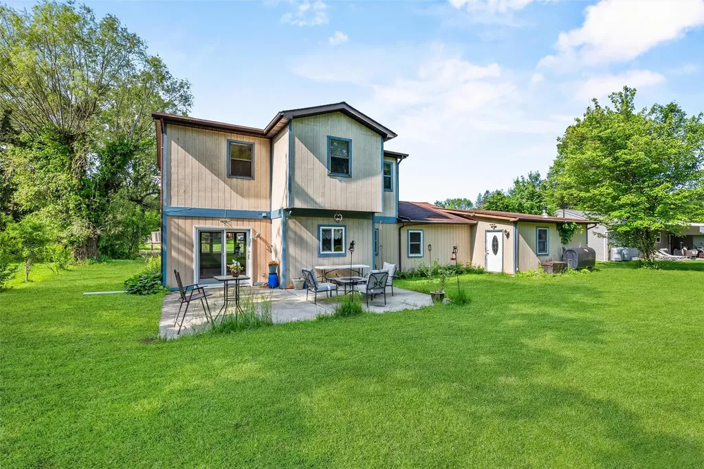 33 Mccall Place Newburgh NY 12550