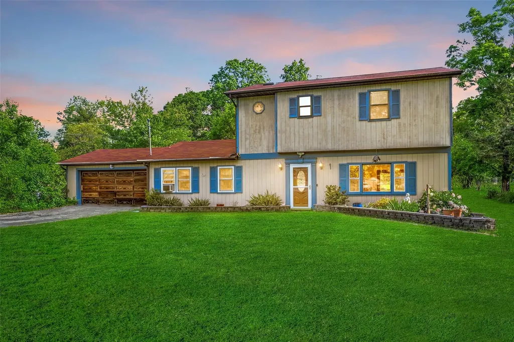 33 Mccall Place Newburgh NY 12550