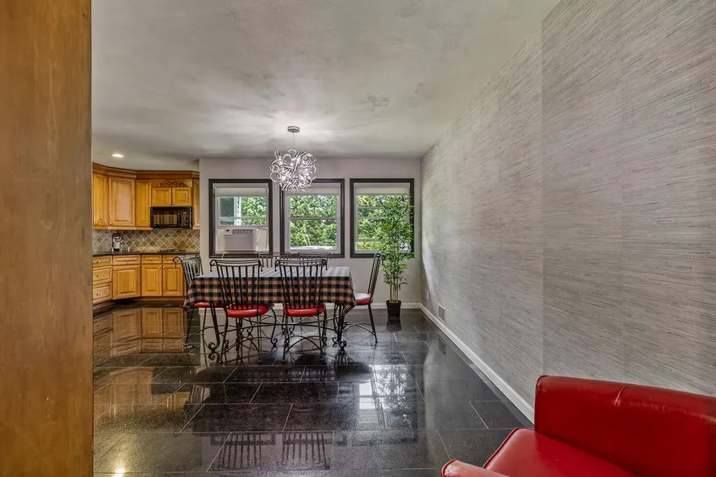 35 S Rigaud Road Spring Valley NY 10977