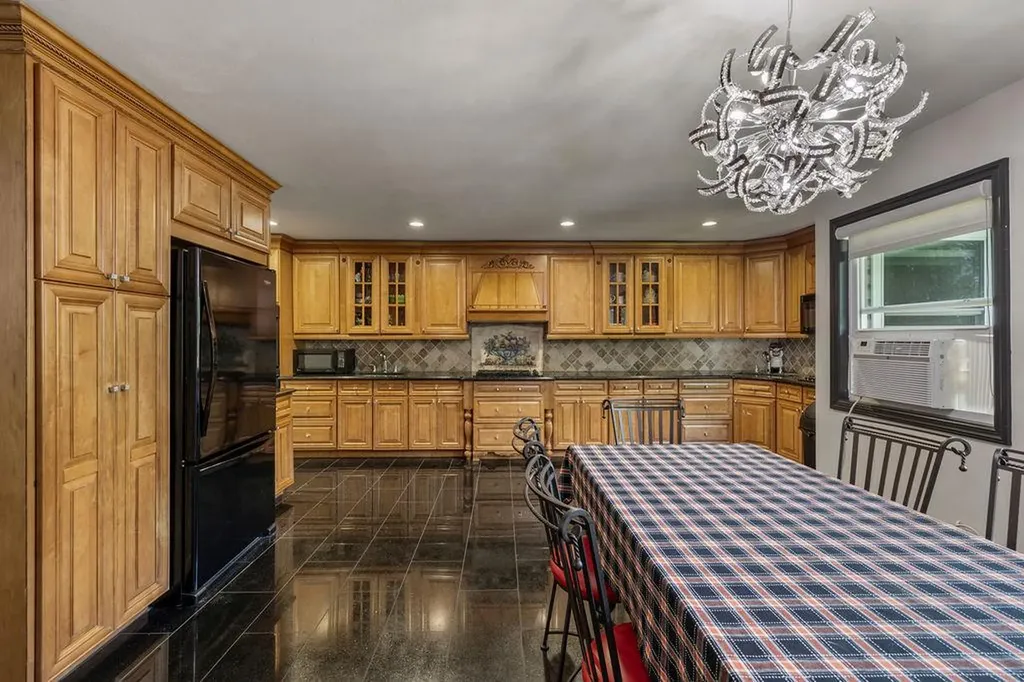 35 S Rigaud Road Spring Valley NY 10977