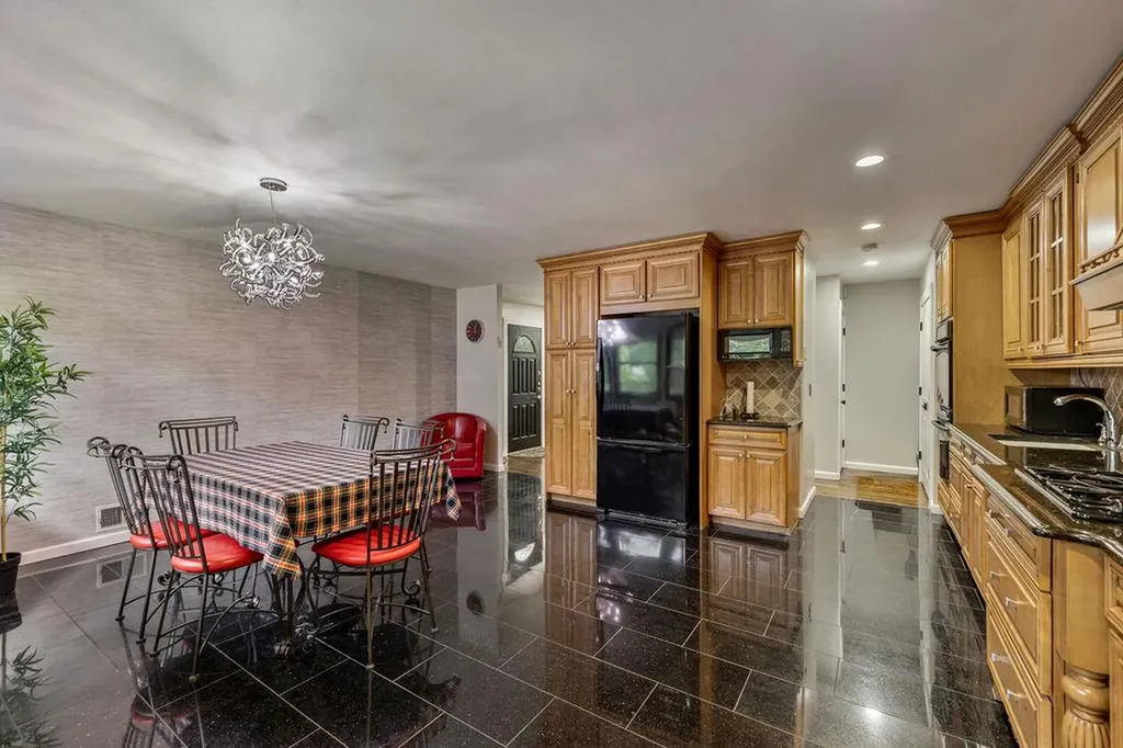35 S Rigaud Road Spring Valley NY 10977