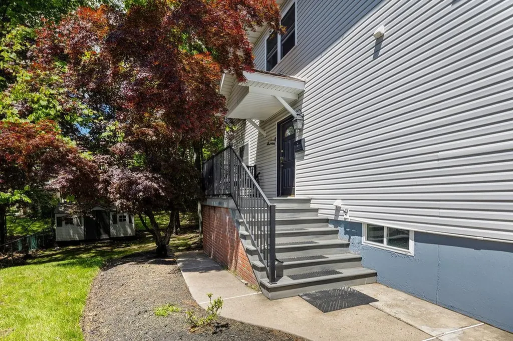 35 S Rigaud Road Spring Valley NY 10977