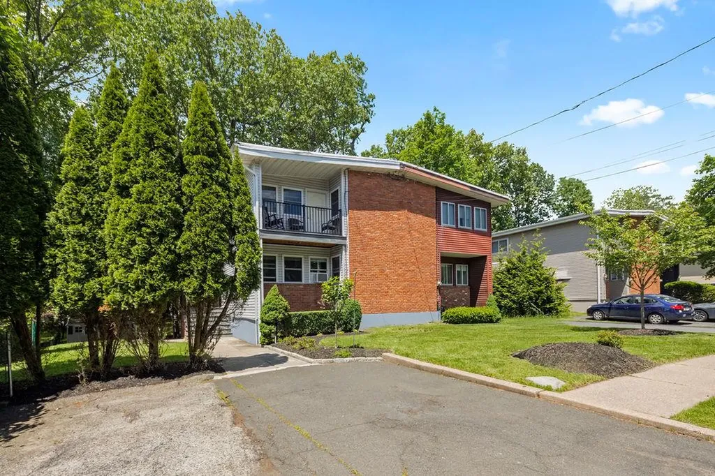 35 S Rigaud Road Spring Valley NY 10977