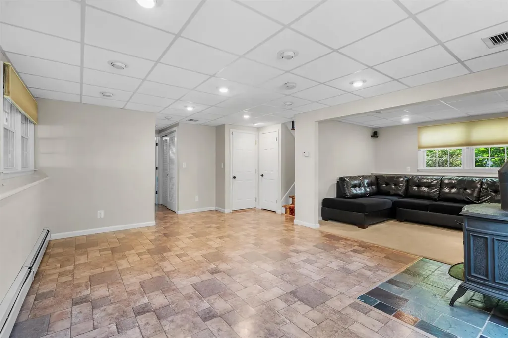 154 Meadow Lark Road Montgomery NY 12549