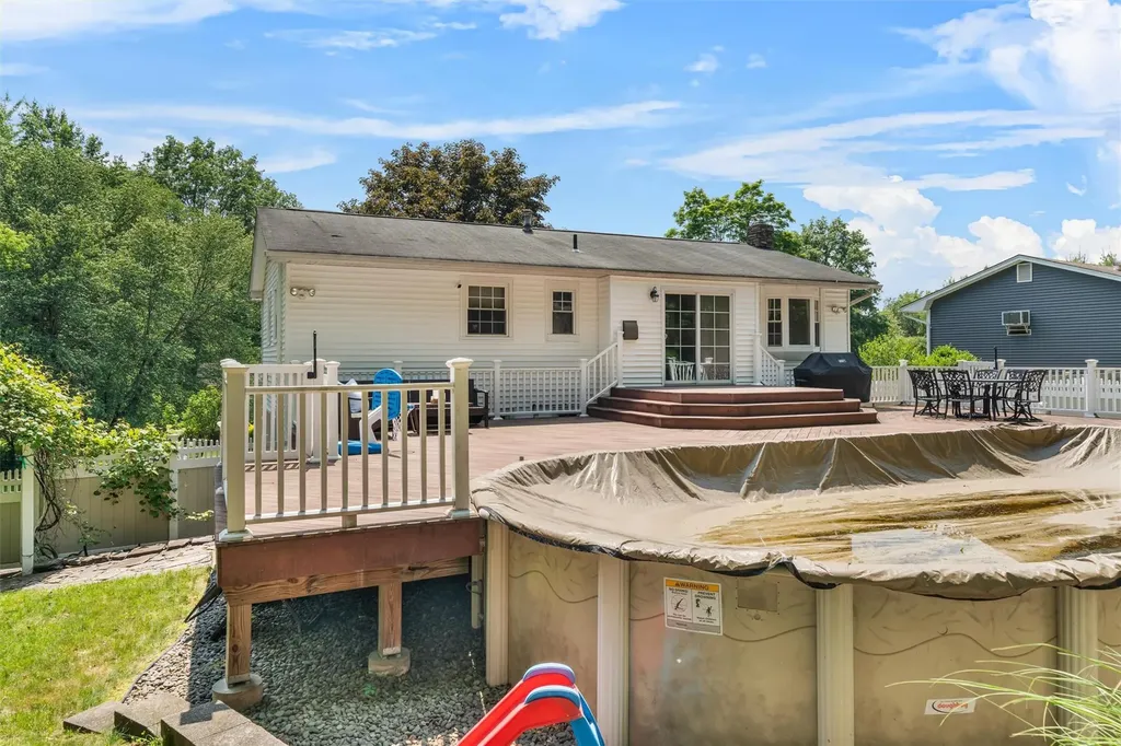 154 Meadow Lark Road Montgomery NY 12549