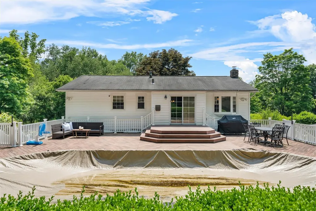 154 Meadow Lark Road Montgomery NY 12549