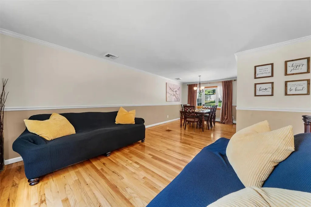 154 Meadow Lark Road Montgomery NY 12549