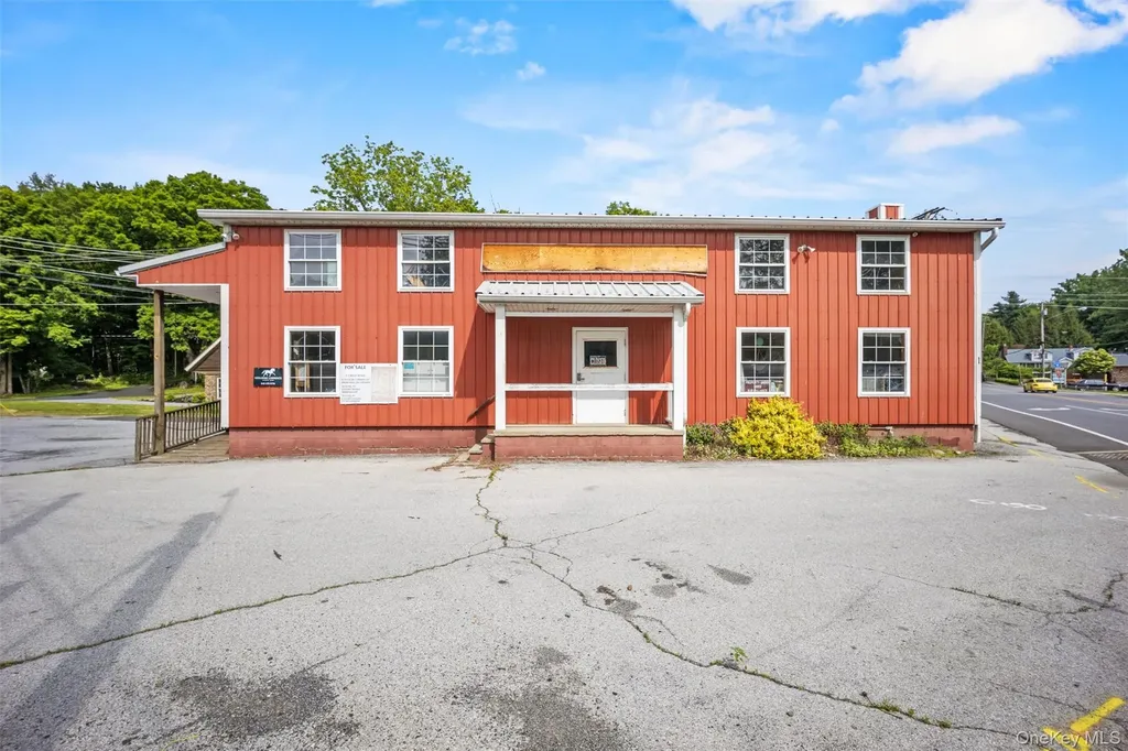 1-7 West Road Pleasant Valley NY 12569