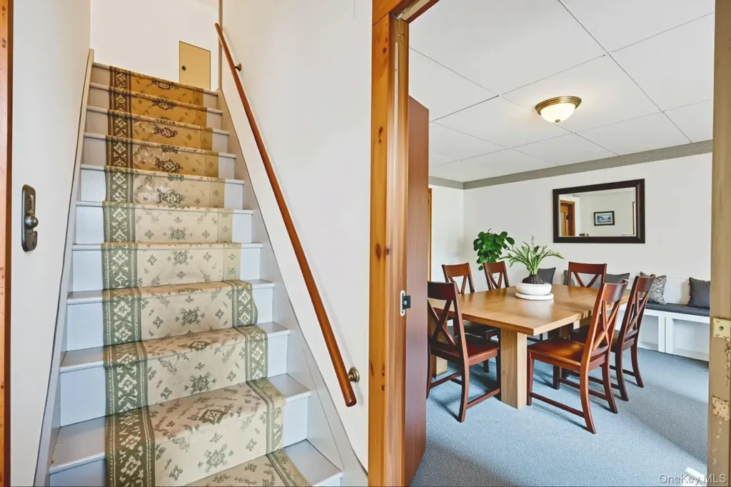 1-7 West Road Pleasant Valley NY 12569