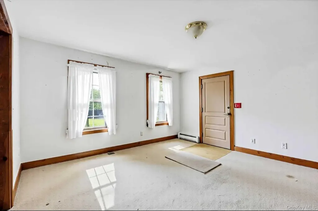 1-7 West Road Pleasant Valley NY 12569
