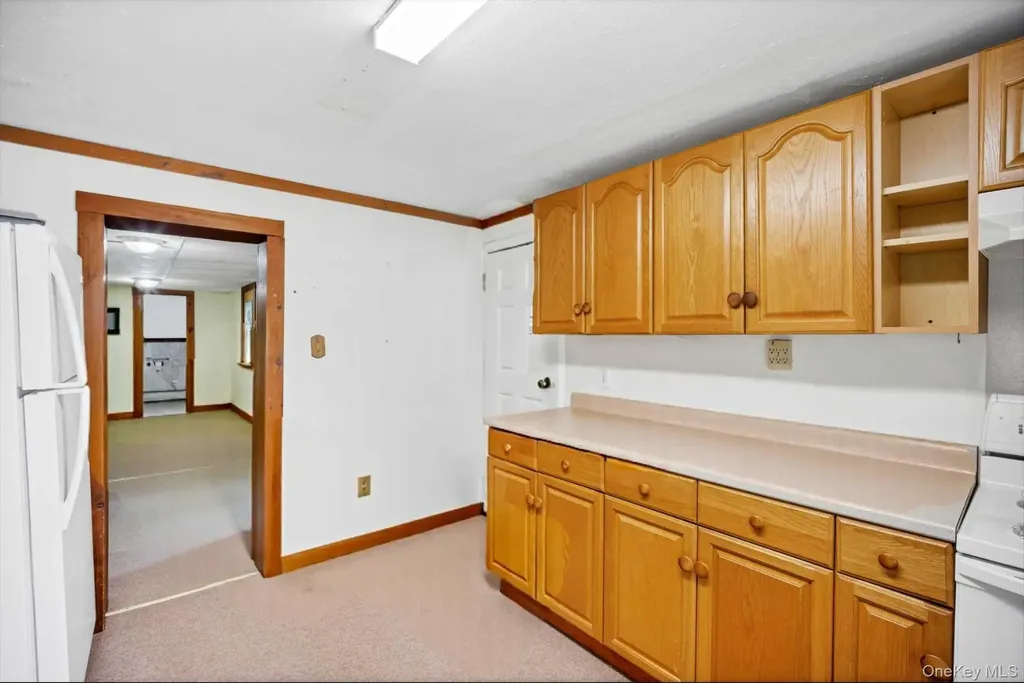 1-7 West Road Pleasant Valley NY 12569