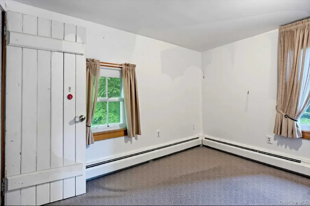 1-7 West Road Pleasant Valley NY 12569