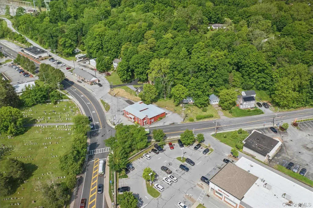 1-7 West Road Pleasant Valley NY 12569
