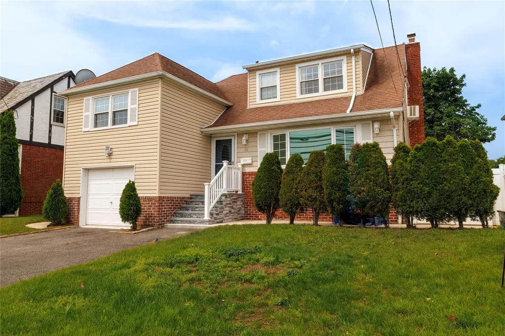 25 Ocean Avenue Malverne NY 11565