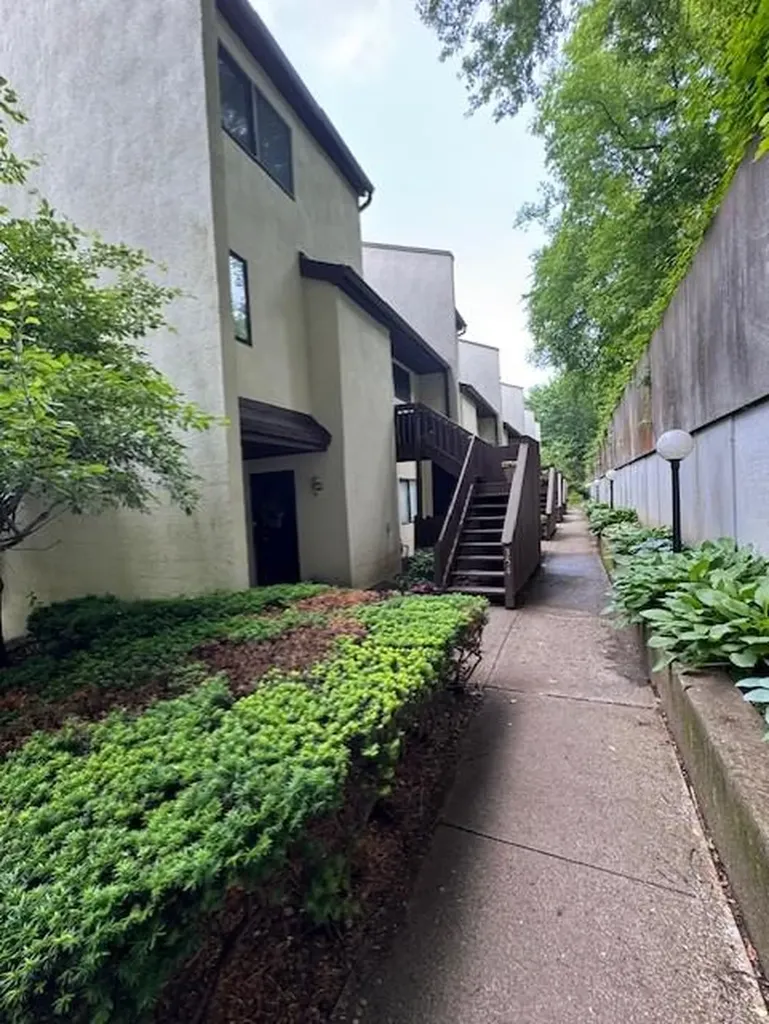 352 N Greeley Avenue Chappaqua NY 10514