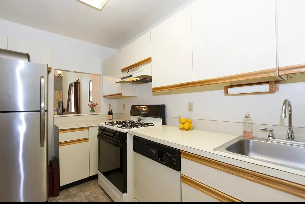 352 N Greeley Avenue Chappaqua NY 10514