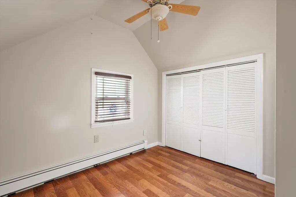 44 Needle Lane Levittown NY 11756