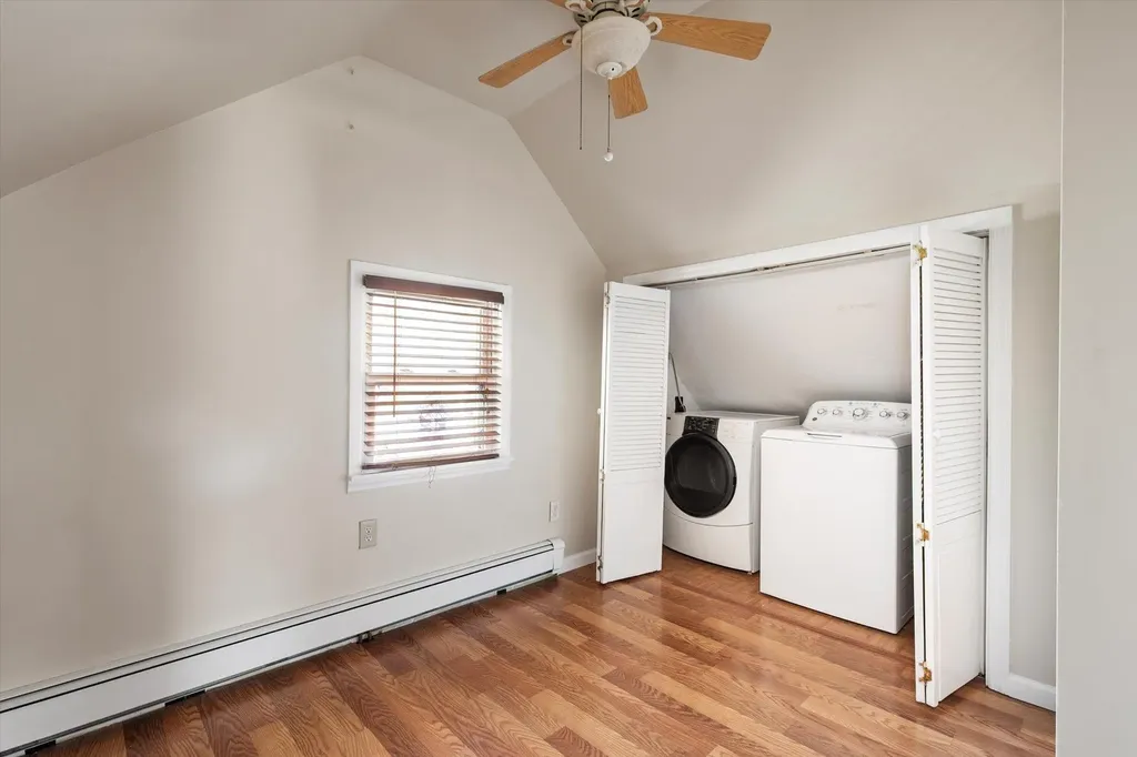 44 Needle Lane Levittown NY 11756