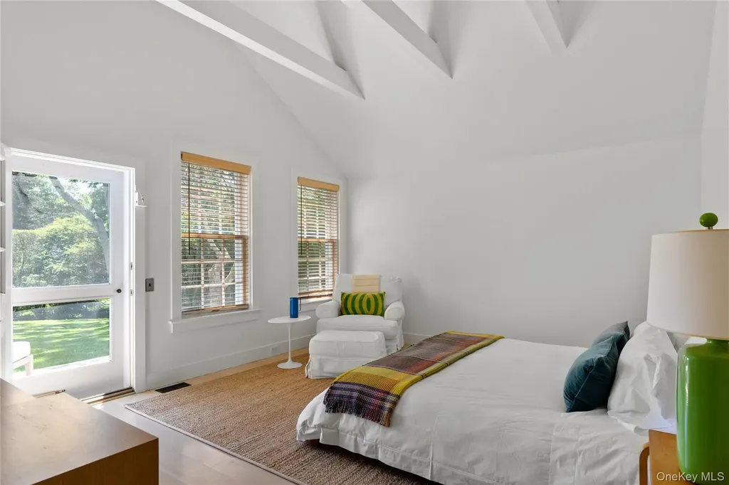 182 Church Lane Bridgehampton NY 11932