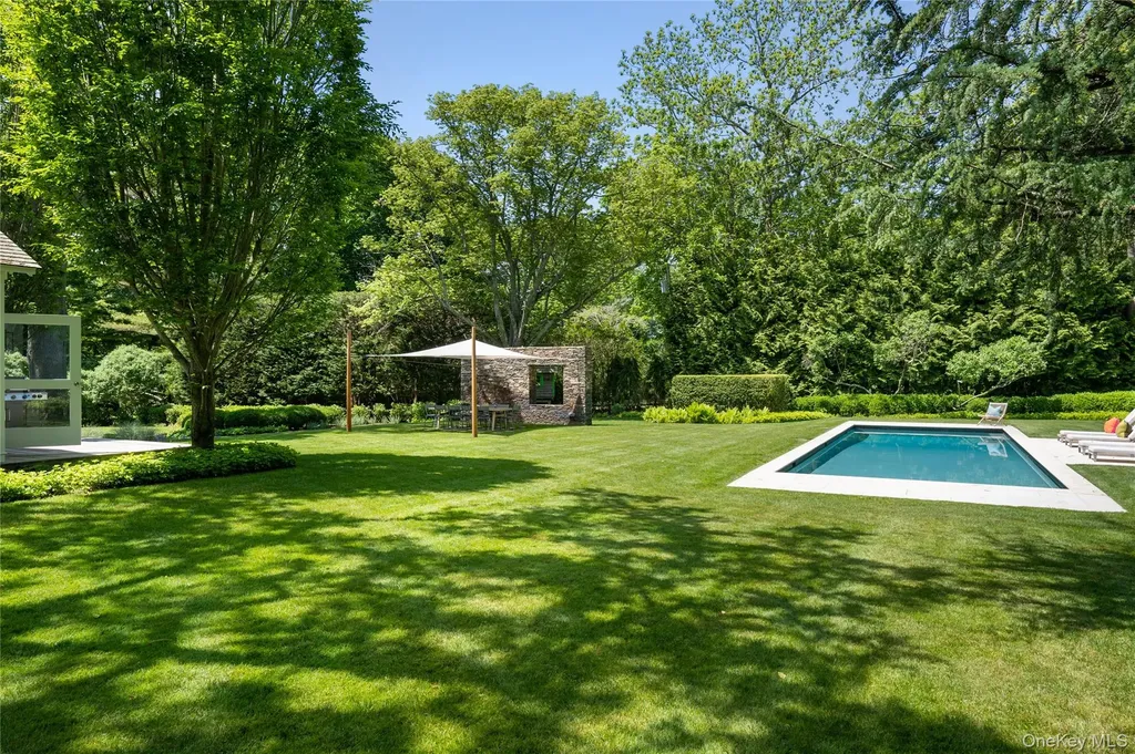 182 Church Lane Bridgehampton NY 11932