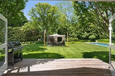 182 Church Lane Bridgehampton NY 11932