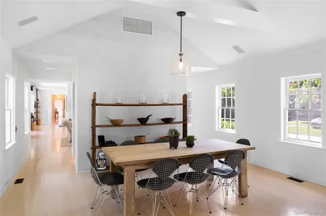182 Church Lane Bridgehampton NY 11932