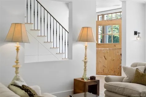 182 Church Lane Bridgehampton NY 11932