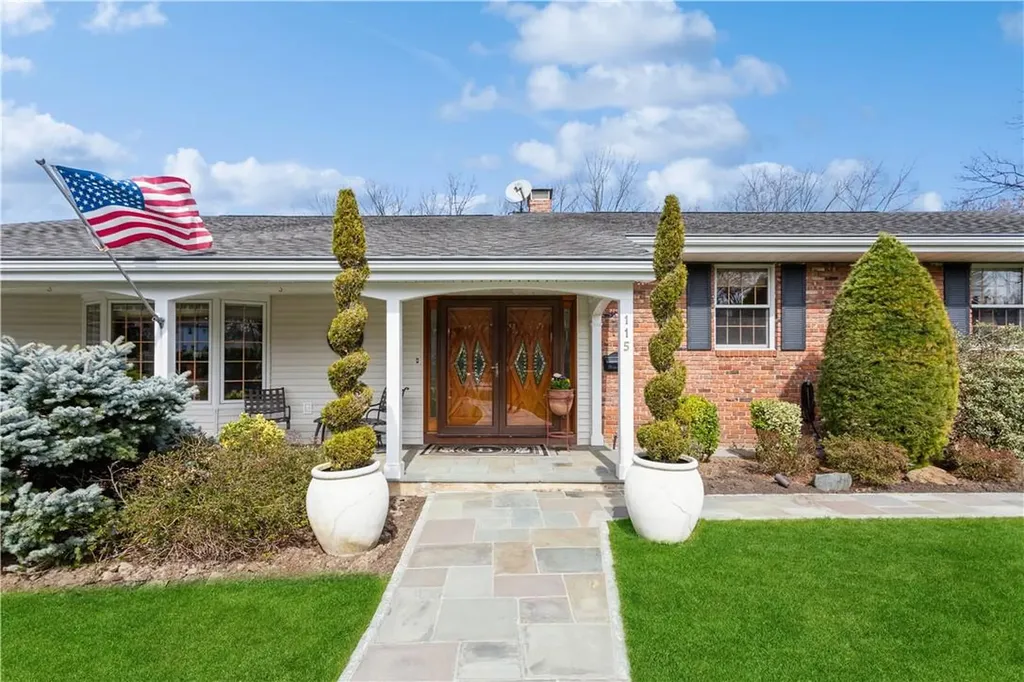 115 Oriole Road Yonkers NY 10701