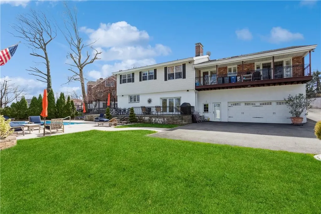 115 Oriole Road Yonkers NY 10701