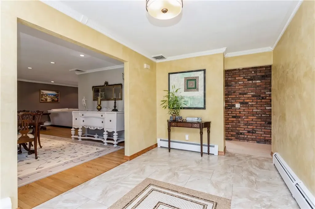 115 Oriole Road Yonkers NY 10701